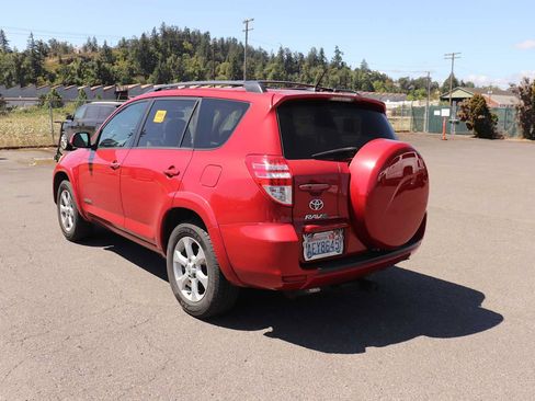 Used 2011 Toyota RAV4 Limited w/ Limited Extra Value Pkg AWD/4WD image 7