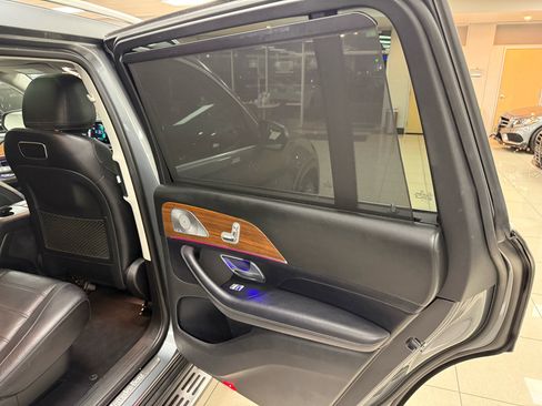 Used 2020 Mercedes-Benz GLS 450 4MATIC image 26