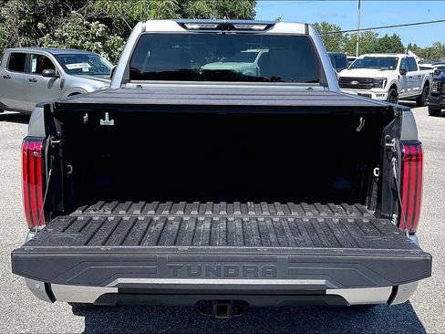 Used 2024 Toyota Tundra Limited AWD/4WD image 32