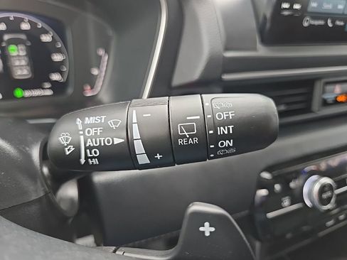Used 2024 Honda Pilot Elite image 47