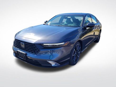 New 2026 Honda Accord Touring image 9