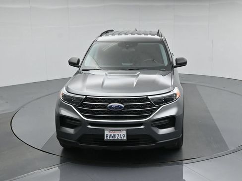 Certified 2021 Ford Explorer XLT RWD image 43