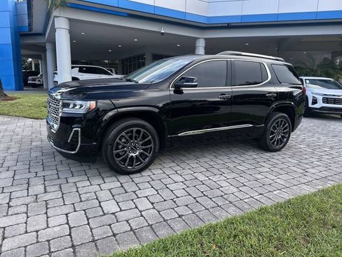 Used 2023 GMC Acadia Denali w/ Black Diamond Edition FWD image 21