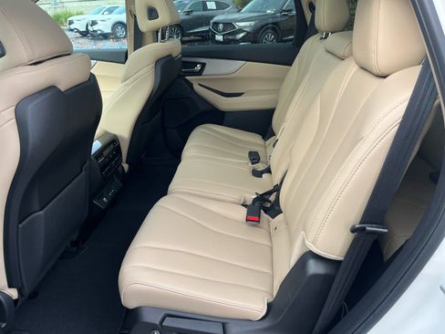 Used 2025 Acura MDX FWD image 22