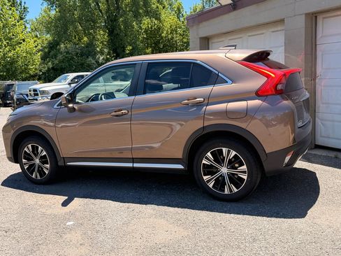 Used 2019 Mitsubishi Eclipse Cross SE AWD/4WD image 4