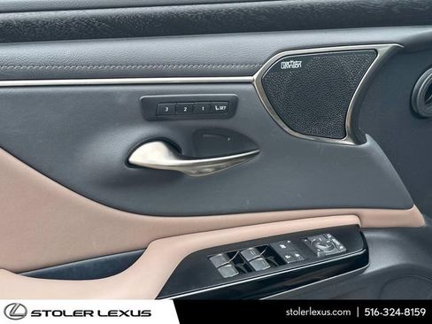 Used 2024 Lexus ES 350 Ultra Luxury w/ Accessory Package (Z2) FWD image 16