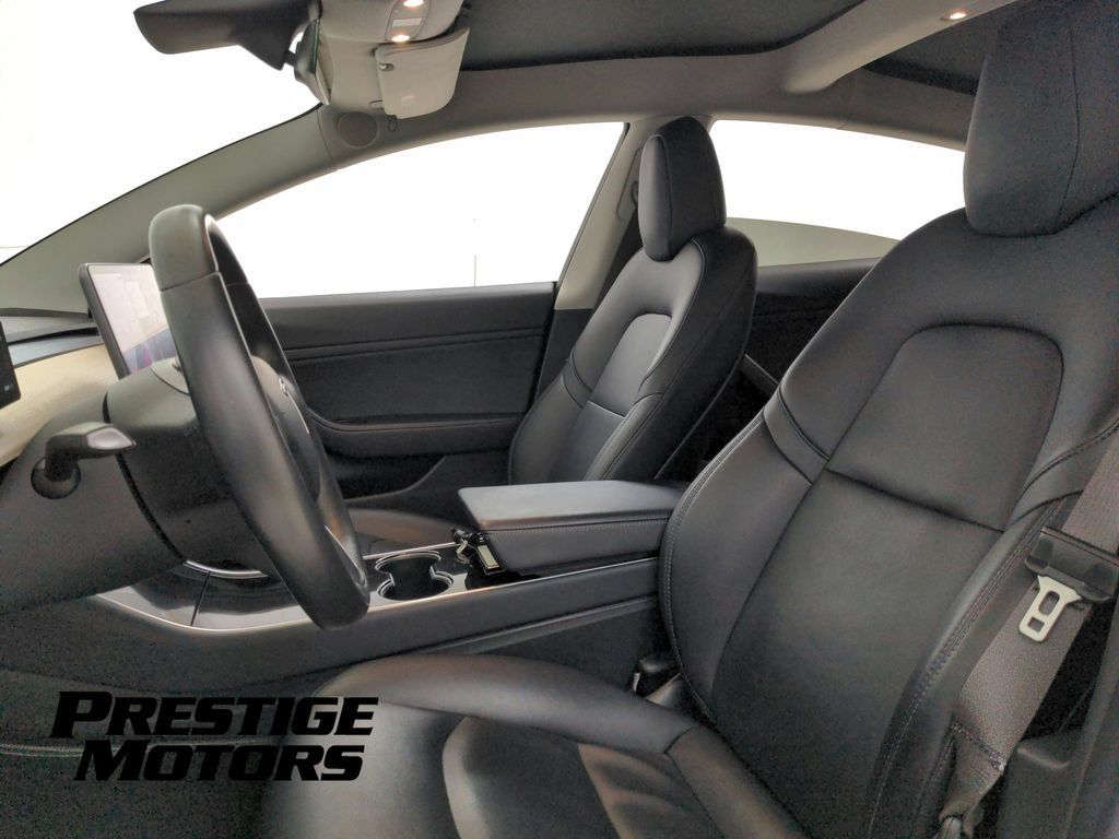 Used 2018 Tesla Model 3 Long Range RWD image 14