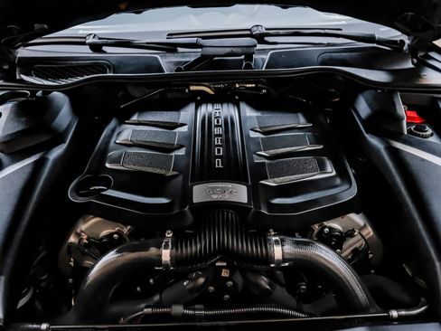 Used 2018 Porsche Cayenne GTS w/ Premium Package Plus image 56