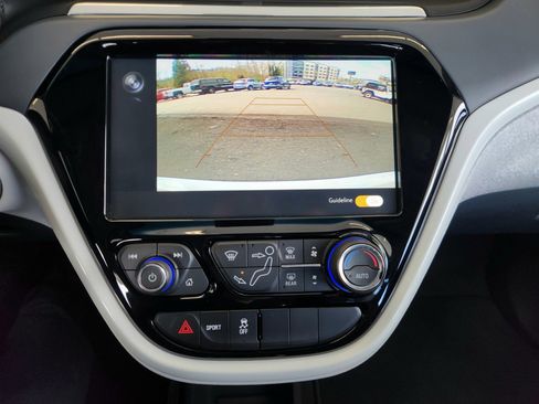 Used 2019 Chevrolet Bolt LT image 8