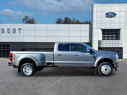 Used 2024 Ford F450 Limited w/ FX4 Off-Road Package AWD/4WD image 9