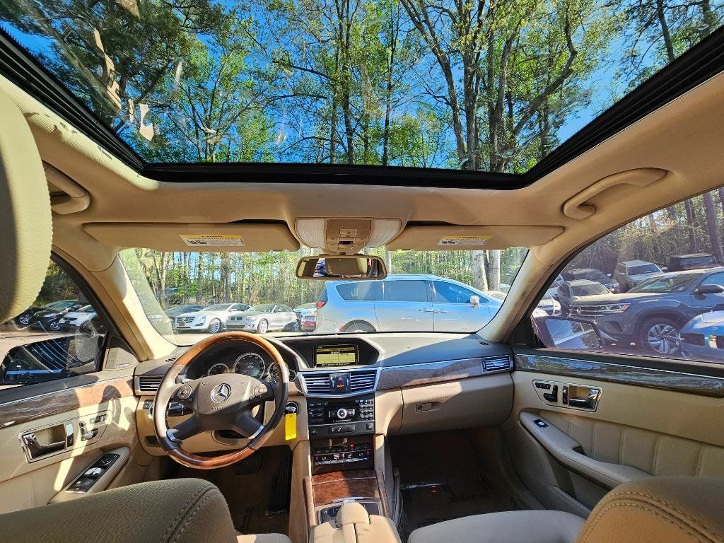 Used 2011 Mercedes-Benz E 350 4MATIC Sedan image 22