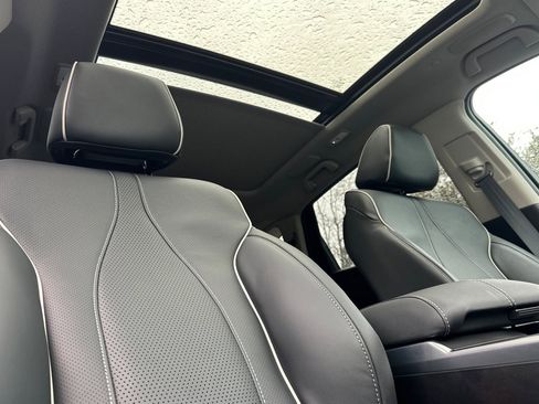 Certified 2025 Acura RDX SH-AWD w/ Advance Package image 21