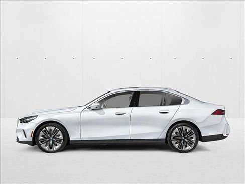New 2026 BMW 540i xDrive image 3