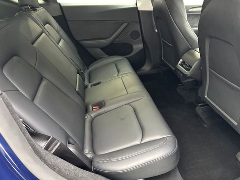 Used 2023 Tesla Model Y Long Range AWD/4WD image 38