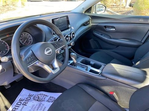 Used 2024 Nissan Sentra SV image 6