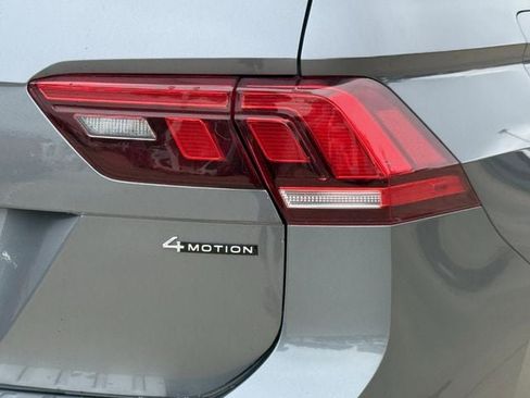 Used 2022 Volkswagen Tiguan S AWD/4WD image 6