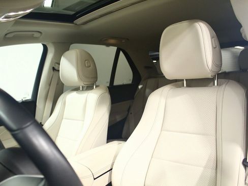 Used 2025 Mercedes-Benz GLE 350 4MATIC image 18