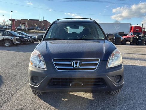Used 2005 Honda CR-V LX image 2