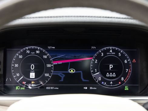 Used 2020 Land Rover Range Rover Sport HST image 17