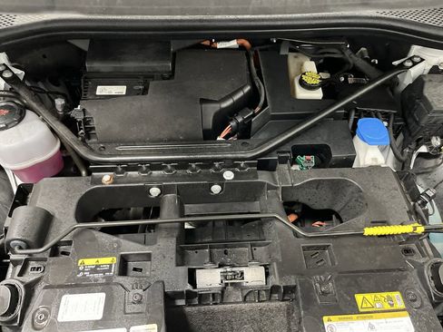 Used 2021 Volkswagen ID.4 Pro S w/ Gradient Package image 38