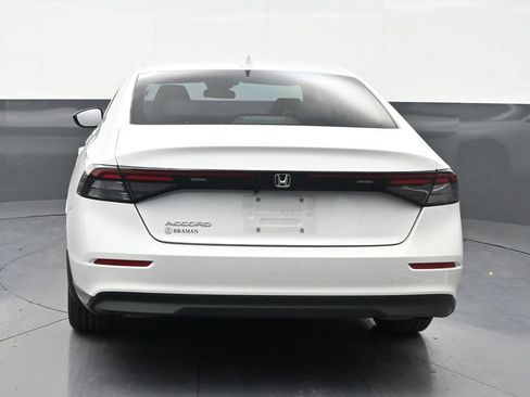 Used 2024 Honda Accord EX image 4