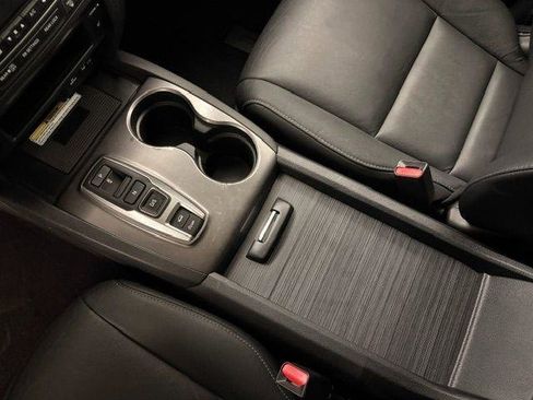 Used 2021 Honda Pilot Special Edition image 8