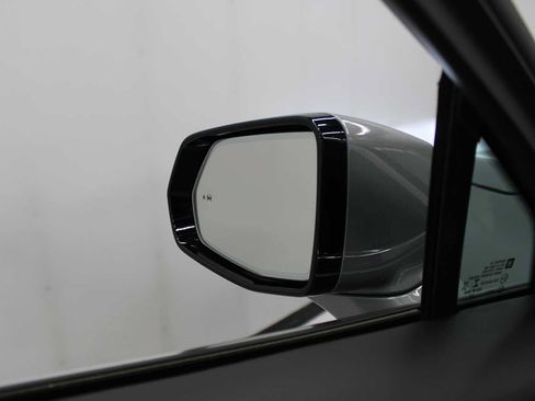Used 2023 Cadillac XT4 Premium Luxury AWD/4WD image 14