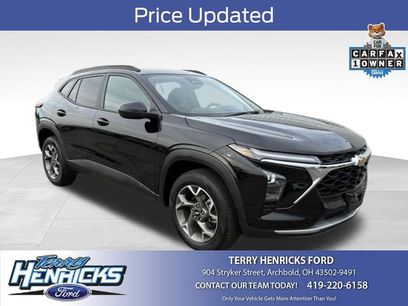 Used 2025 Chevrolet Trax LT