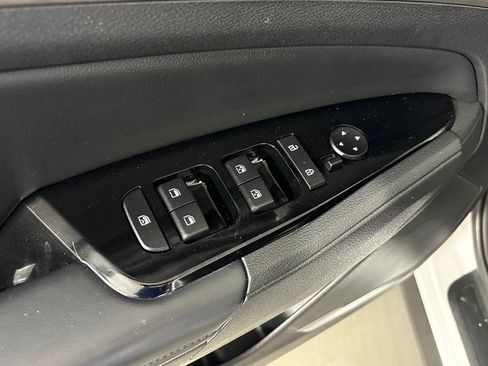 Used 2025 Kia Sportage X-Line AWD/4WD image 15
