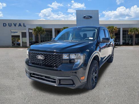 New 2025 Ford Maverick Lobo image 7