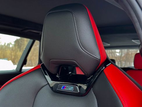 New 2026 BMW M5 Touring w/ Executive Package image 16