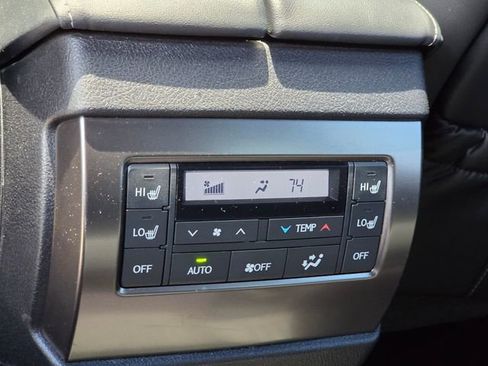 Used 2022 Lexus GX 460 w/ Black Line Special Edition AWD/4WD image 11