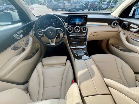 Used 2021 Mercedes-Benz GLC 300 image 7