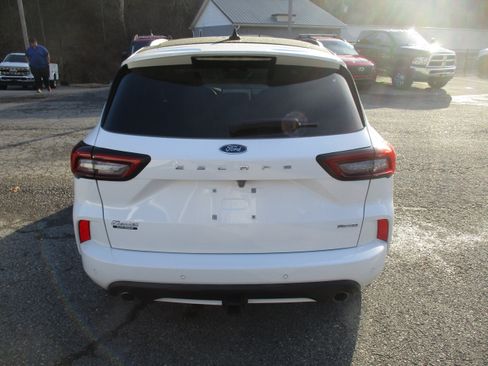 Used 2023 Ford Escape ST-Line Select w/ Tech Pack #2 AWD/4WD image 5