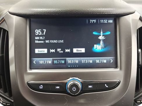 Used 2018 Chevrolet Cruze LT FWD image 24