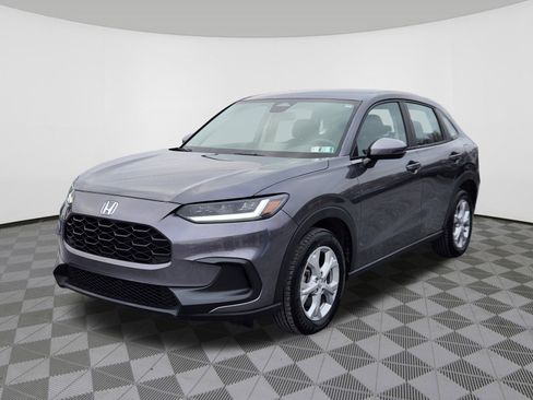 Certified 2023 Honda HR-V LX image 2