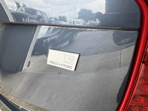 Used 2022 Volvo XC90 T8 Inscription w/ Advanced Package image 12