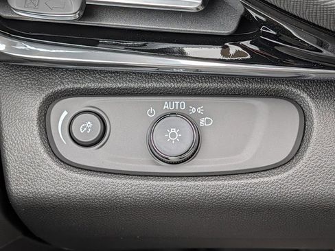 New 2026 Buick Envista Sport Touring w/ Studio Series FWD image 43