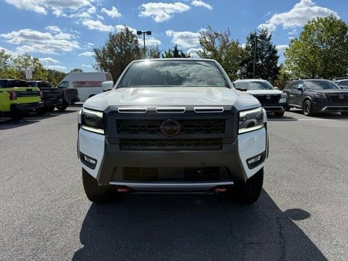 New 2026 Nissan Frontier PRO-4X w/ Pro-4x Convenience Package image 3