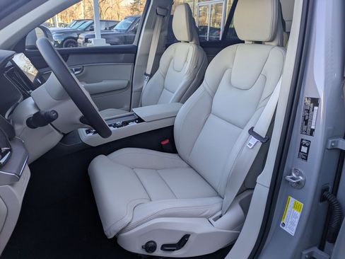 New 2026 Volvo XC90 T8 Ultra w/ Protection Package Premier image 15