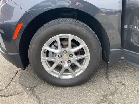 Used 2023 Chevrolet Equinox LT AWD/4WD image 26