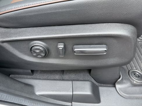 Used 2026 Honda Odyssey Elite image 19