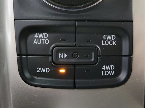 Used 2018 RAM 1500 Big Horn AWD/4WD image 15