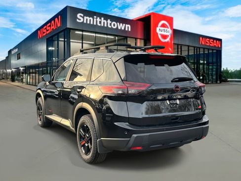 Certified 2025 Nissan Rogue Rock Creek image 8