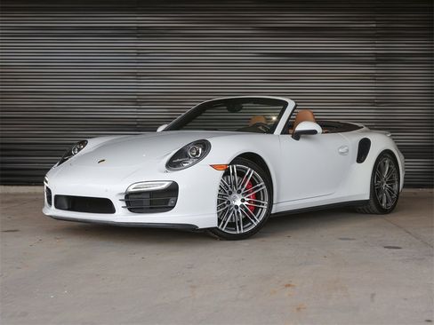 Certified 2015 Porsche 911 Turbo image 1