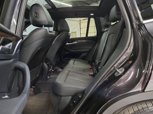 Used 2019 BMW X3 xDrive30i w/ Driving Assistance Package AWD/4WD image 21