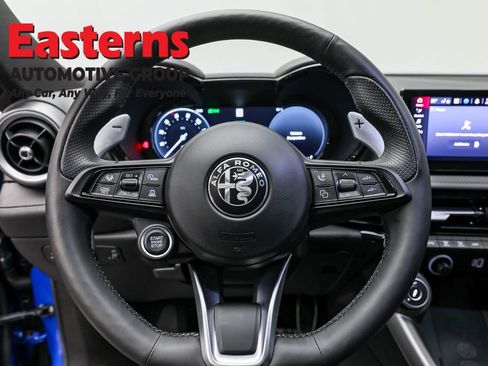 Used 2024 Alfa Romeo Tonale Veloce AWD/4WD image 10