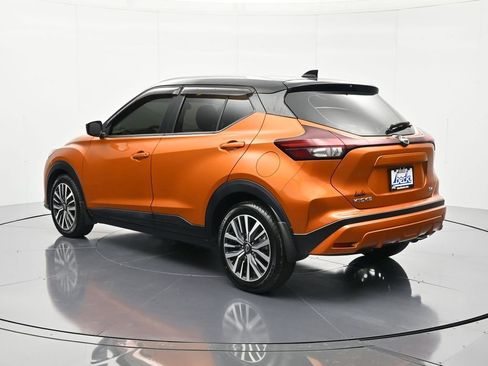 Used 2022 Nissan Kicks SV FWD image 7