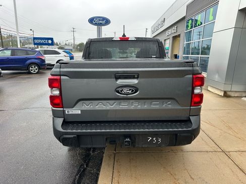 Used 2025 Ford Maverick XLT w/ XLT Luxury Package image 4