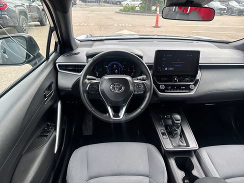 Used 2026 Toyota Corolla Cross AWD Hybrid w/ Cold Weather Package image 11
